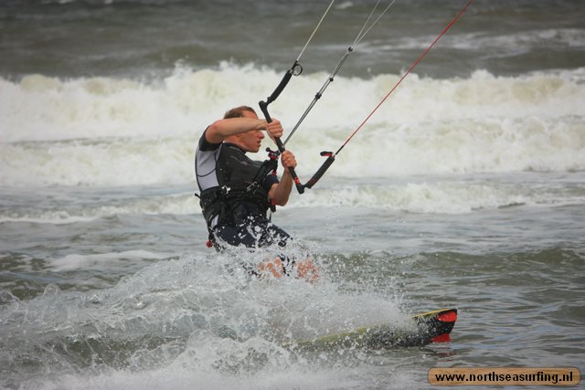 kiteSurfing5.jpg