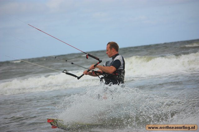 kiteSurfing8.jpg